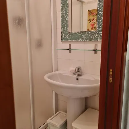 Casa Elsa Nel Palazzo Degli Artisti Apartmán *